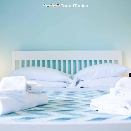 Blue Bay, Terre Marine ليريسي